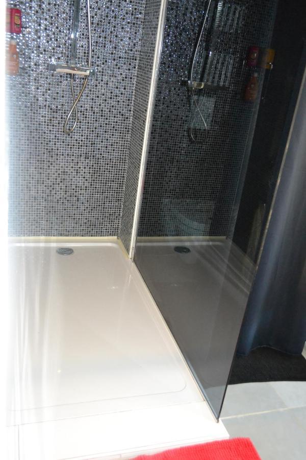 Suite 30 M2 Ideale Pour 2 Personnes Flassans-sur-Issole Exterior foto
