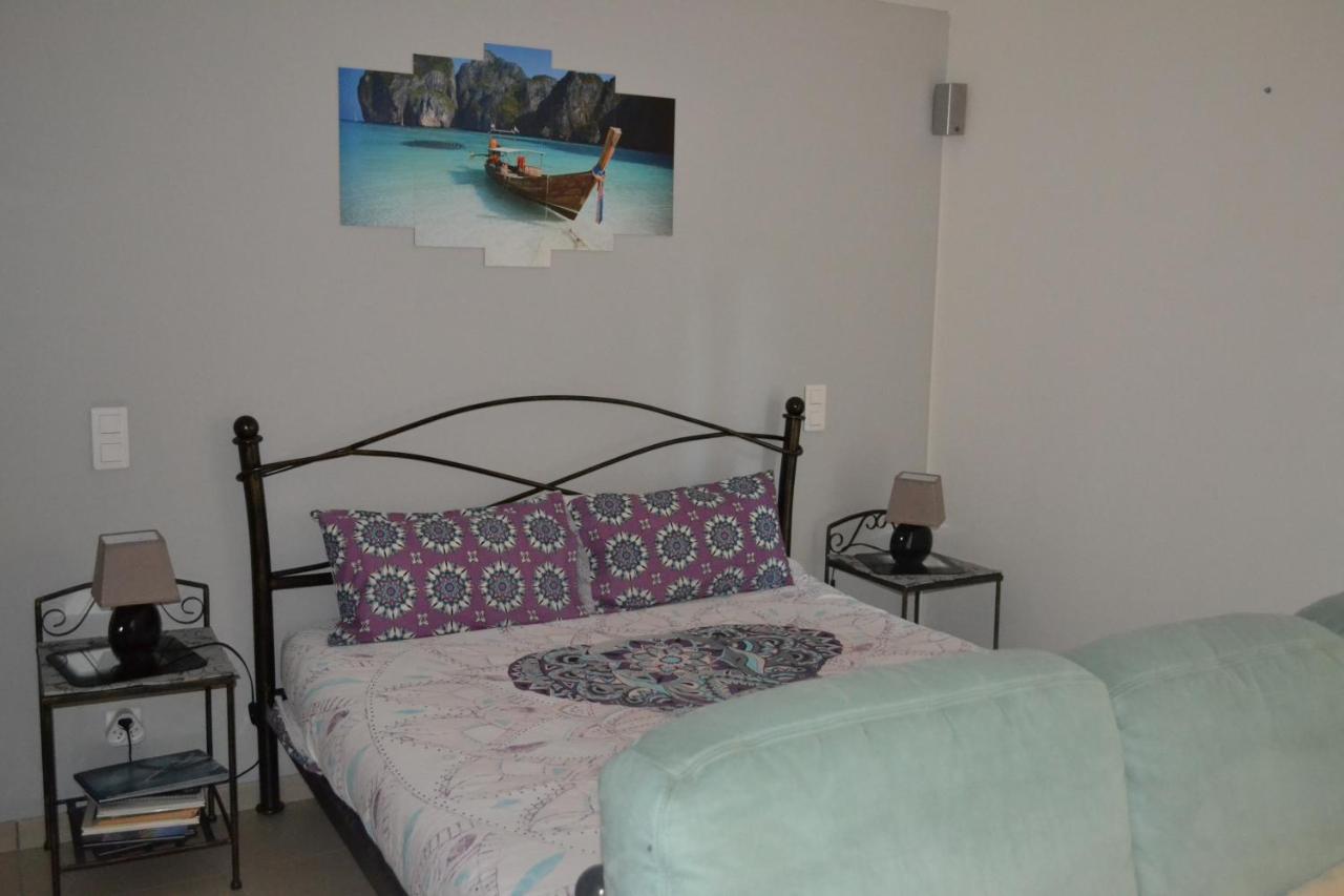 Suite 30 M2 Ideale Pour 2 Personnes Flassans-sur-Issole Exterior foto