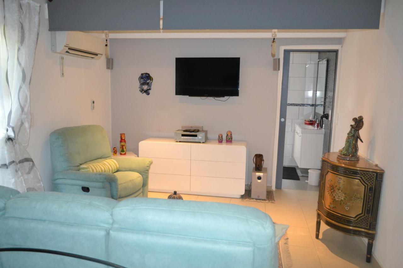 Suite 30 M2 Ideale Pour 2 Personnes Flassans-sur-Issole Exterior foto